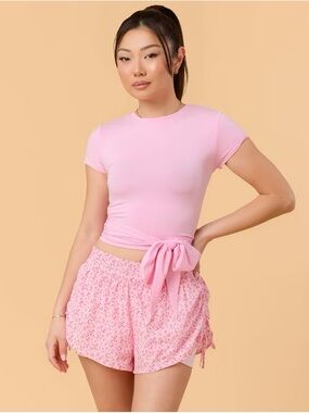 NWT Blogilates Women Tiny Bow Shorts Pink Floral Large L